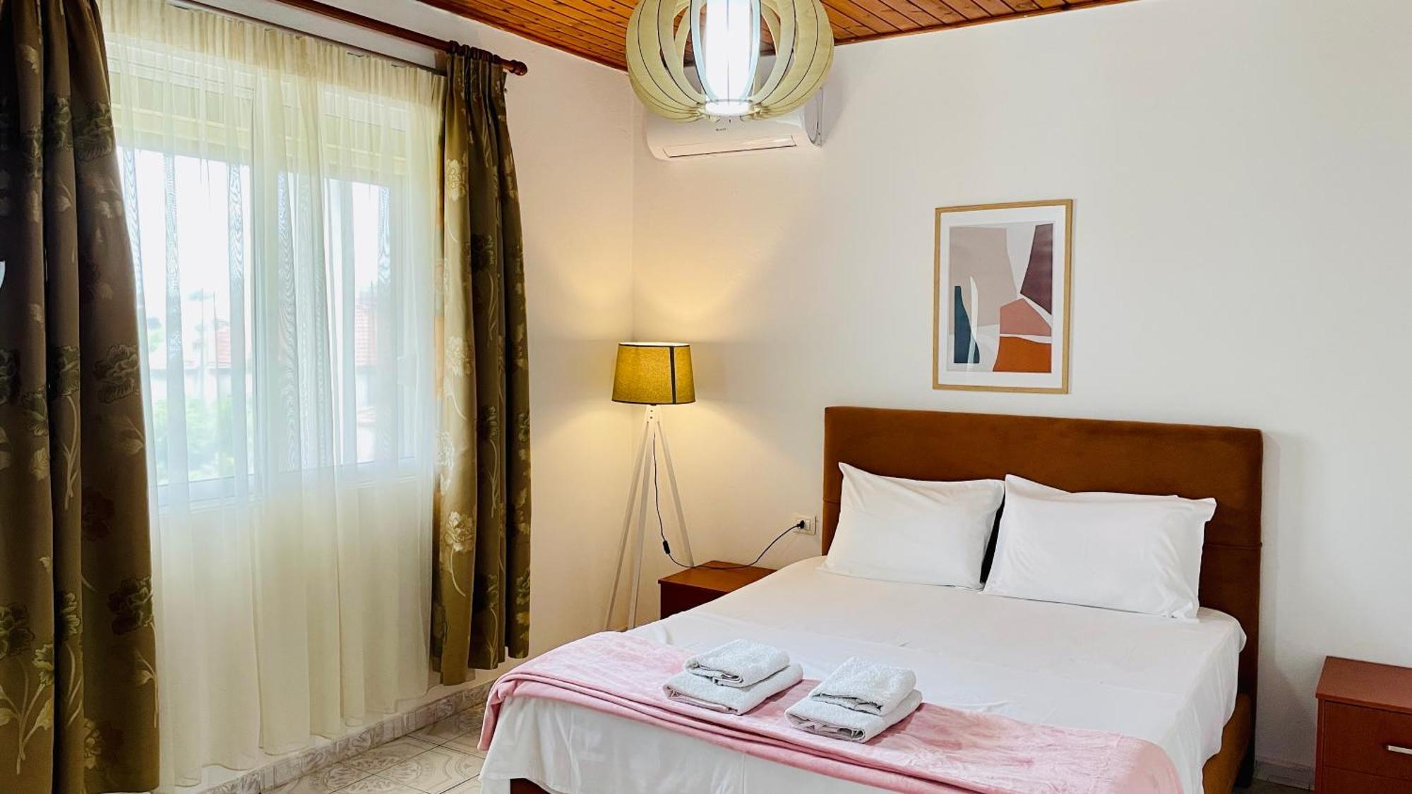 Mia Guest House - Entire Home With Balcony & Garden Divjake Εξωτερικό φωτογραφία