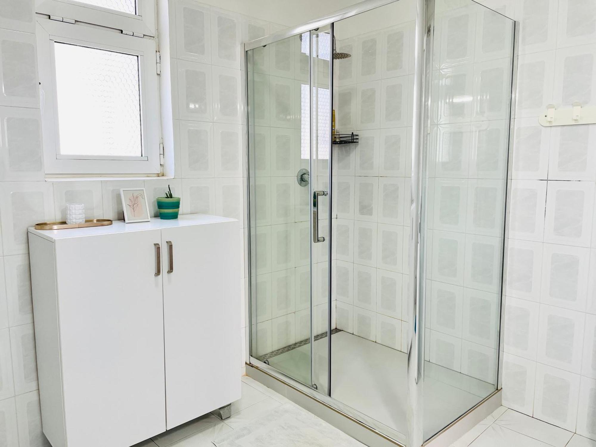 Mia Guest House - Entire Home With Balcony & Garden Divjake Εξωτερικό φωτογραφία